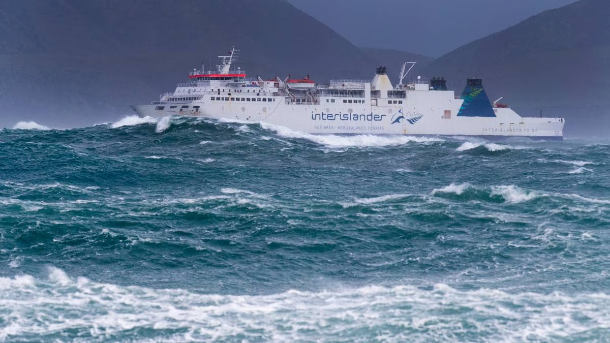 Government ferry announcement fails to launch